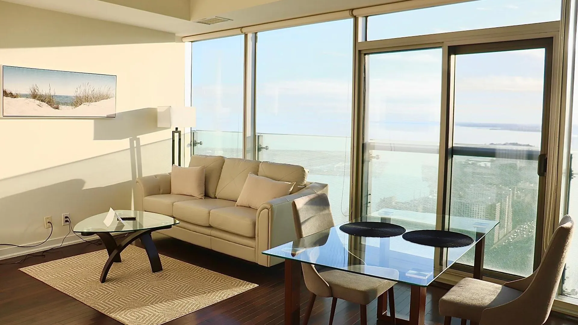 Downtown Dream Apartment Toronto Canada